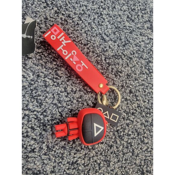 Squid Game-Inspired Red Silicone Keychain With Figure & Symbols - Picture 1 of 3